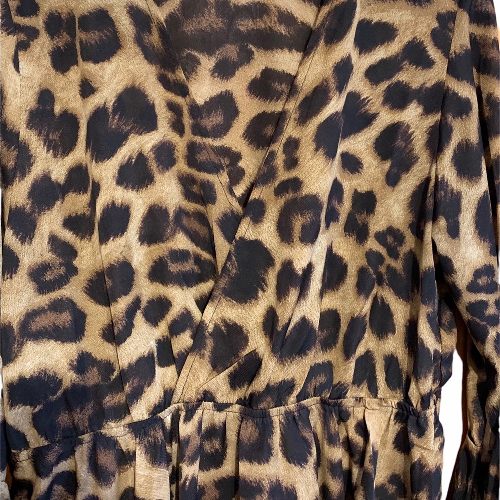 🤎 GORGEOUS TOP 🤎 - Picture 5 of 7